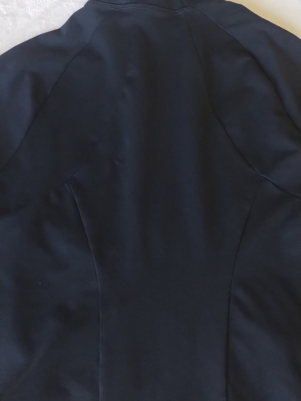 Gymshark Training Full-Zip Black Performance Jacket - Picture 9 of 10